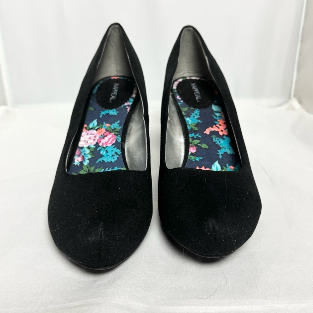 XAPPEAL Sadie Black Pump Heels Womens Faux Suede Career Office Occasion Size 7.5